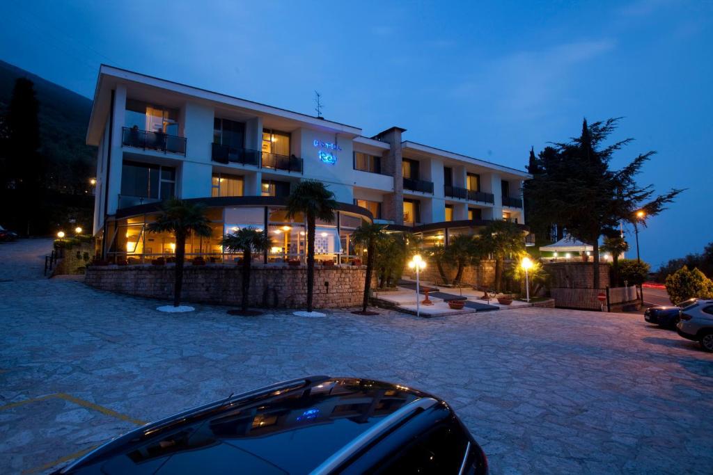 Hotel Residence Rely Brenzone sul Garda Exterior photo