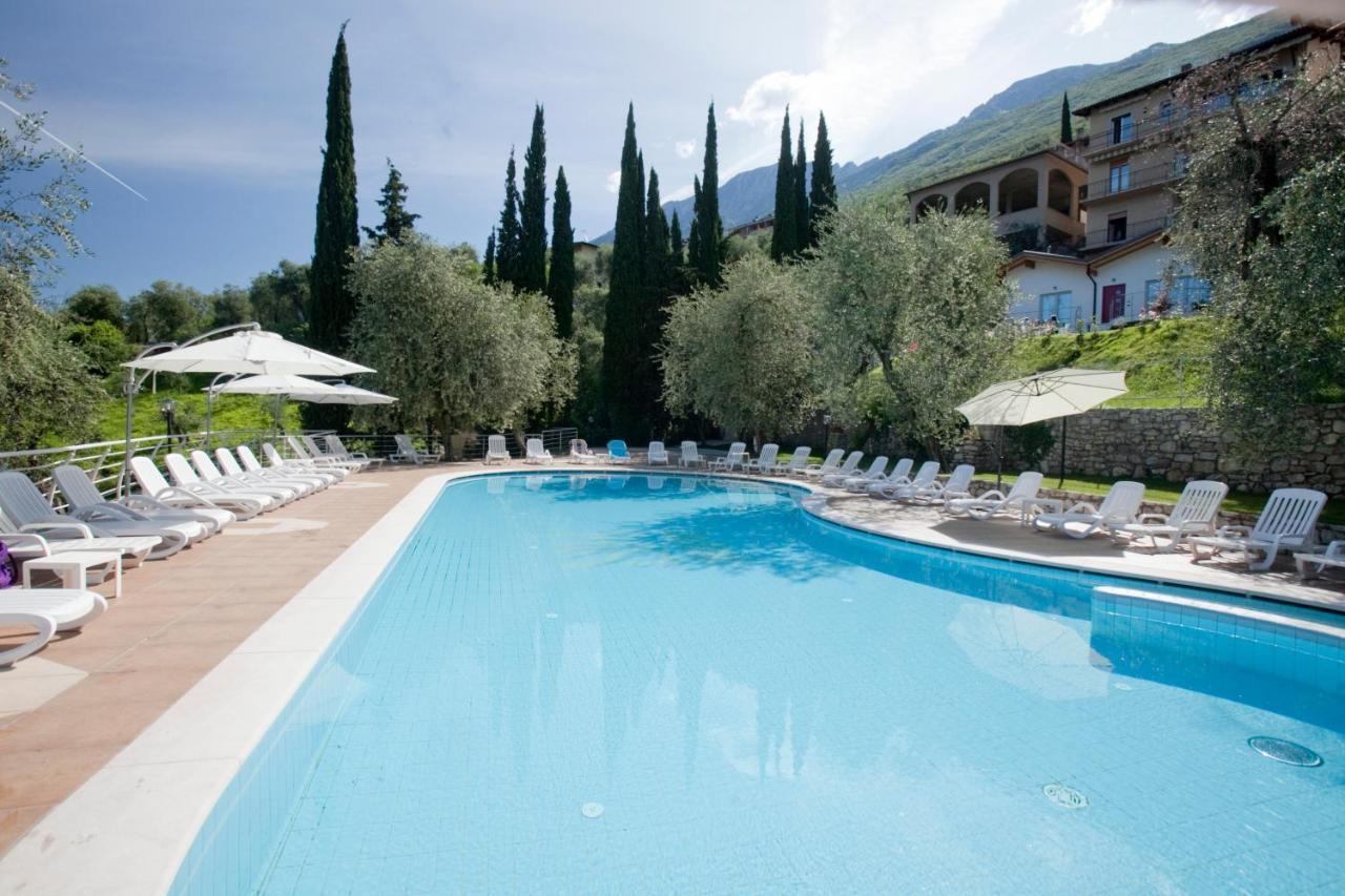 Hotel Residence Rely Brenzone sul Garda Exterior photo